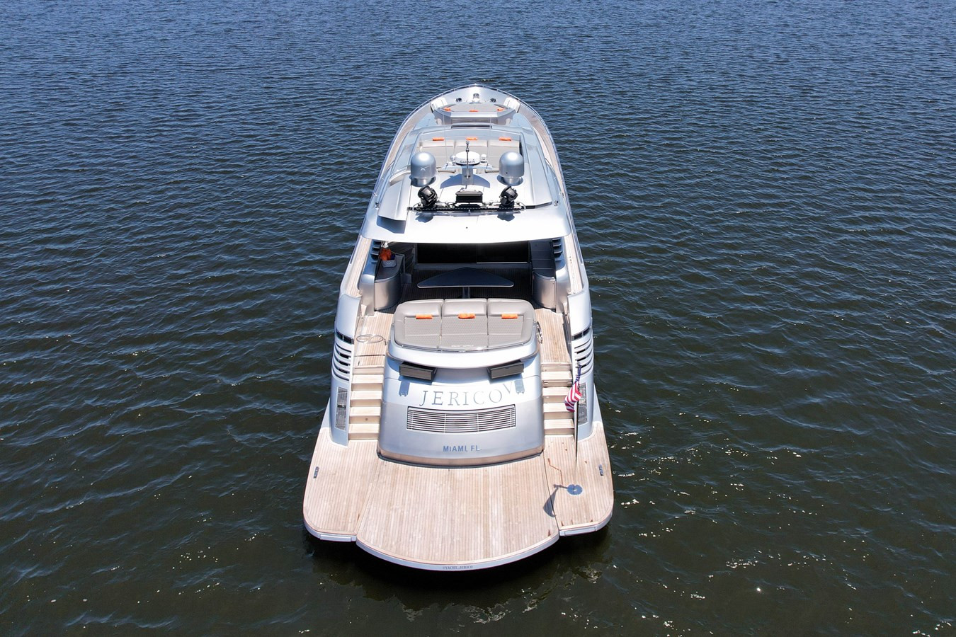 https://arconyachts.ams3.digitaloceanspaces.com/79271/conversions/large_3586247-optimize.jpg