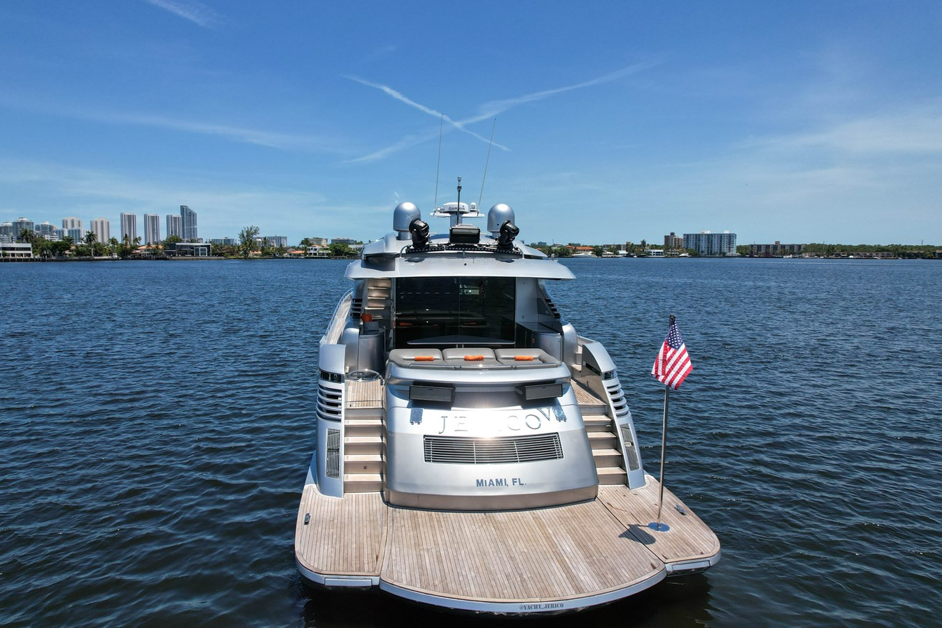 https://arconyachts.ams3.digitaloceanspaces.com/79280/conversions/large_3586250-optimize.jpg
