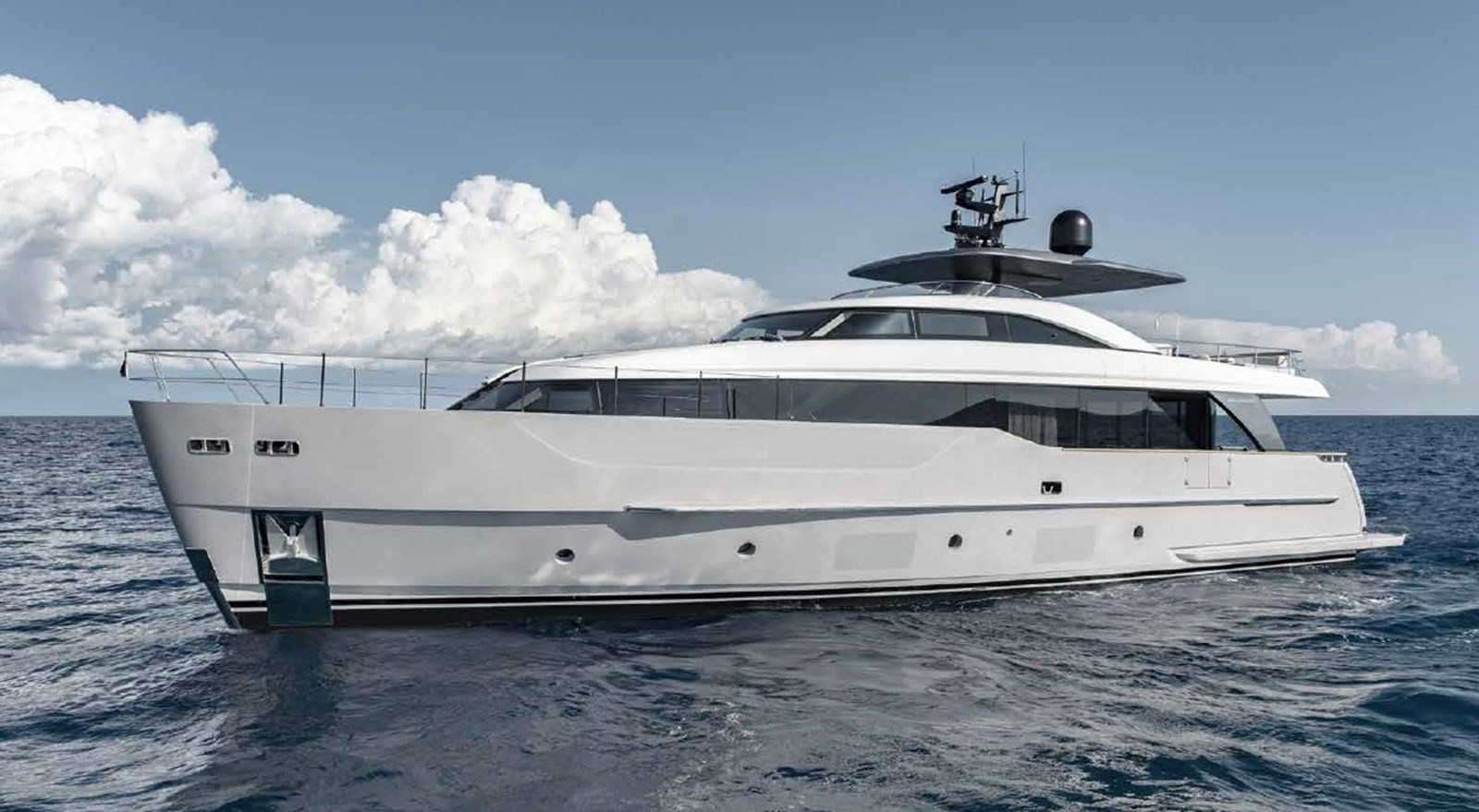 https://arconyachts.ams3.digitaloceanspaces.com/79291/conversions/large_3855875-optimize.jpg