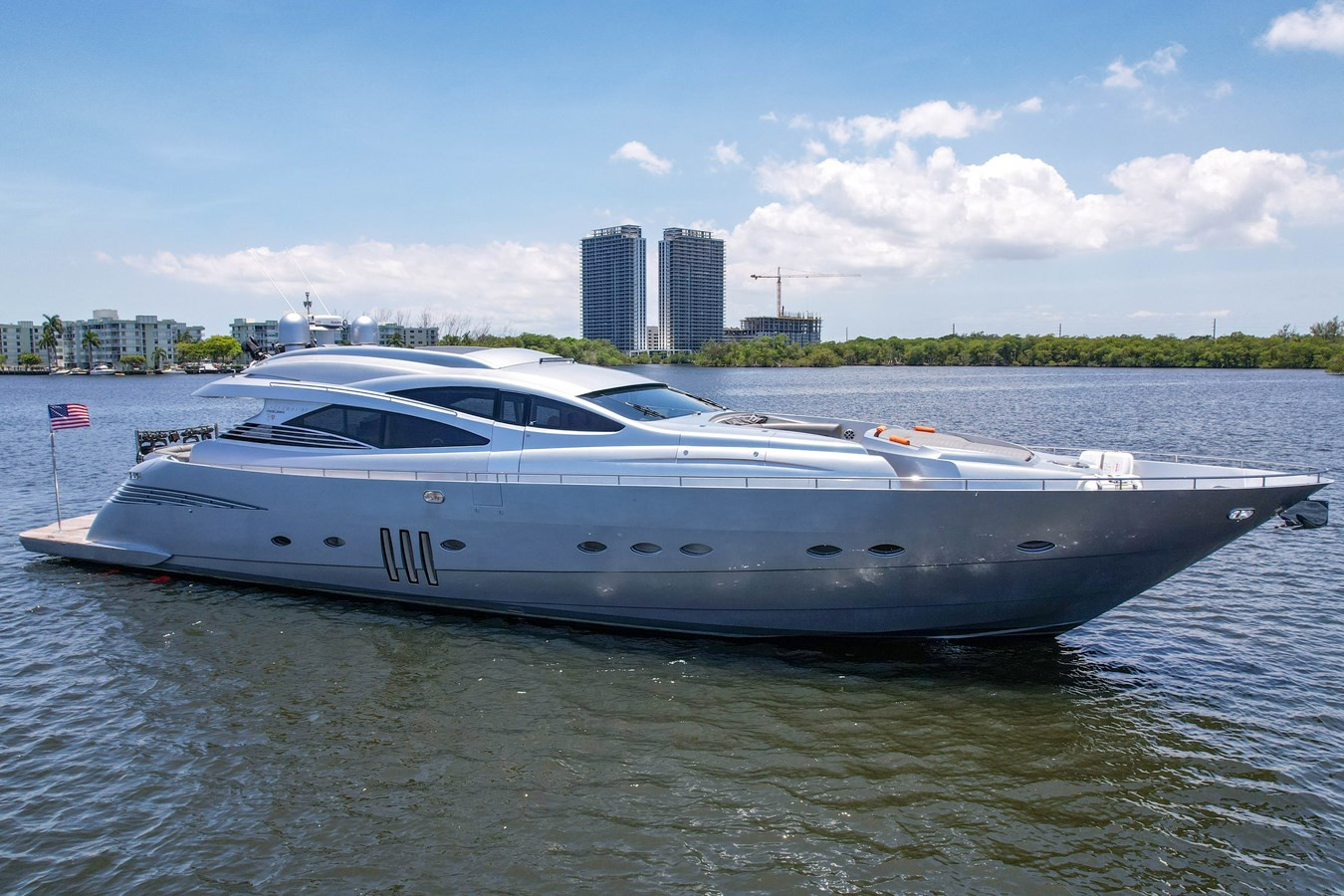 https://arconyachts.ams3.digitaloceanspaces.com/79321/conversions/large_3586273-optimize.jpg
