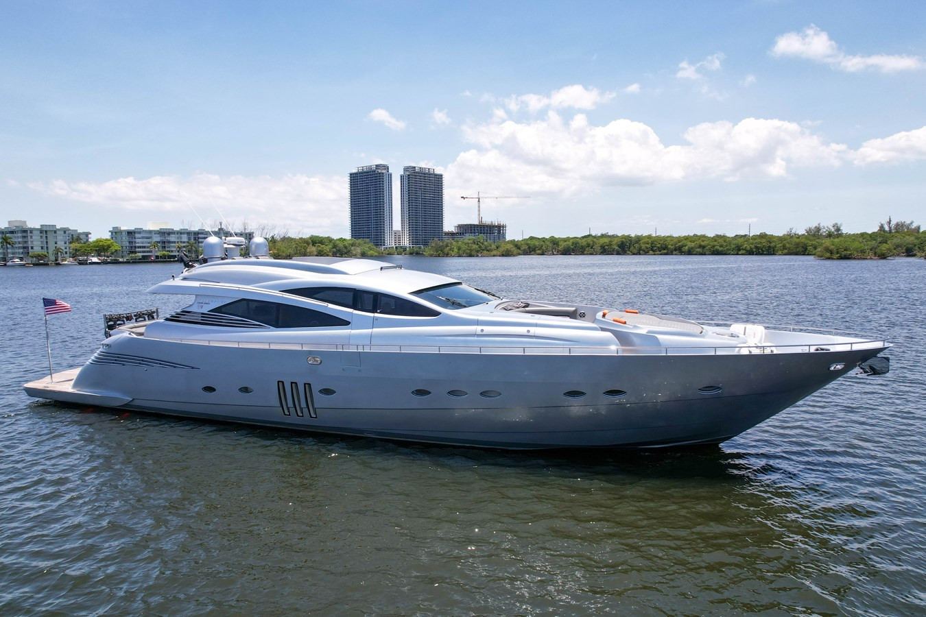 https://arconyachts.ams3.digitaloceanspaces.com/79324/conversions/large_3586274-optimize.jpg