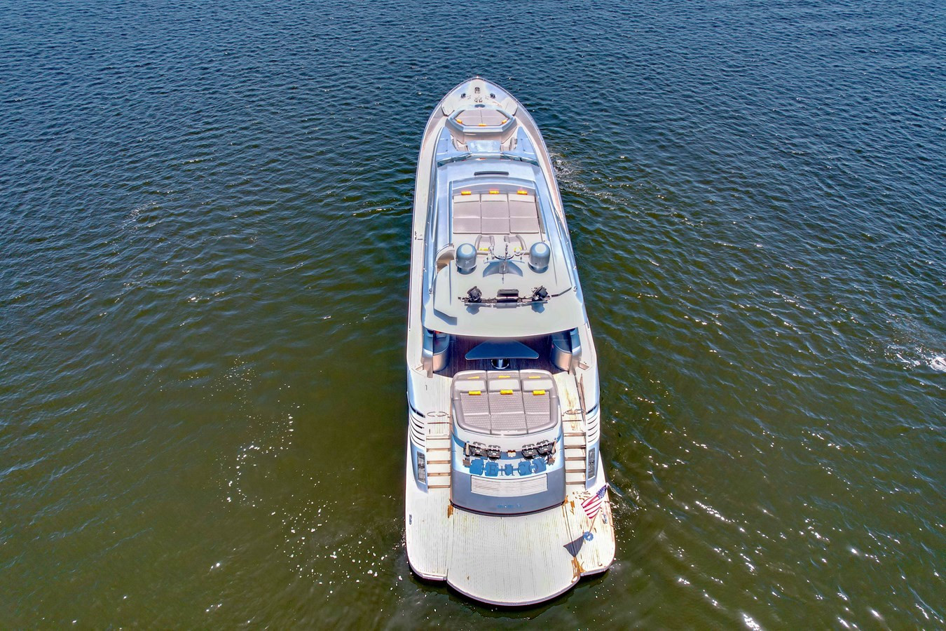 https://arconyachts.ams3.digitaloceanspaces.com/79342/conversions/large_3586280-optimize.jpg