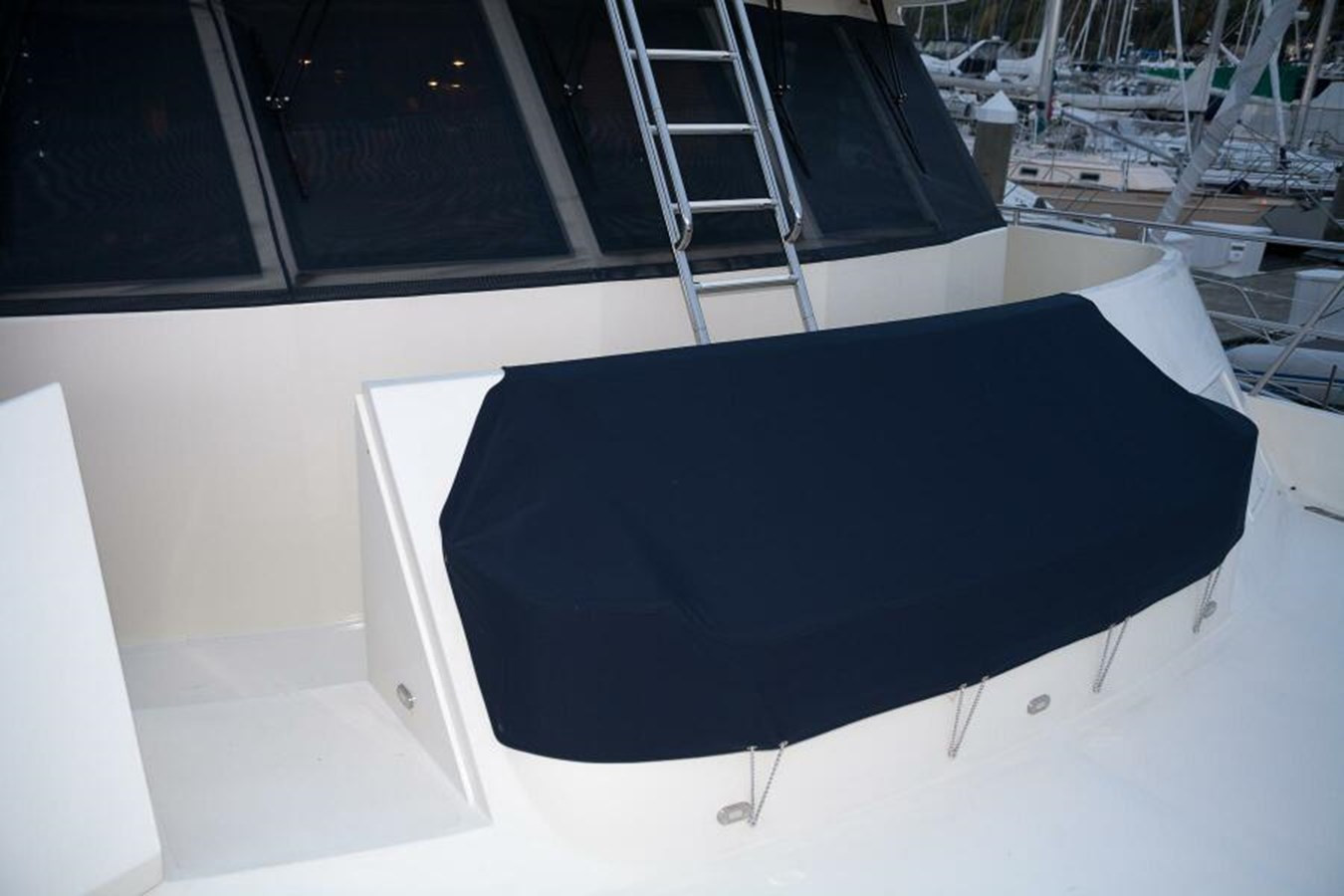 https://arconyachts.ams3.digitaloceanspaces.com/79414/conversions/large_3923613-optimize.jpg