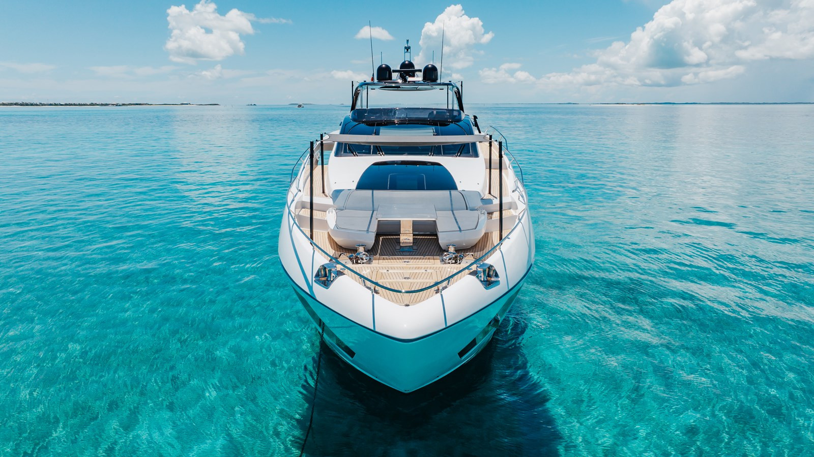 https://arconyachts.ams3.digitaloceanspaces.com/79608/conversions/large_4728884-optimize.jpg