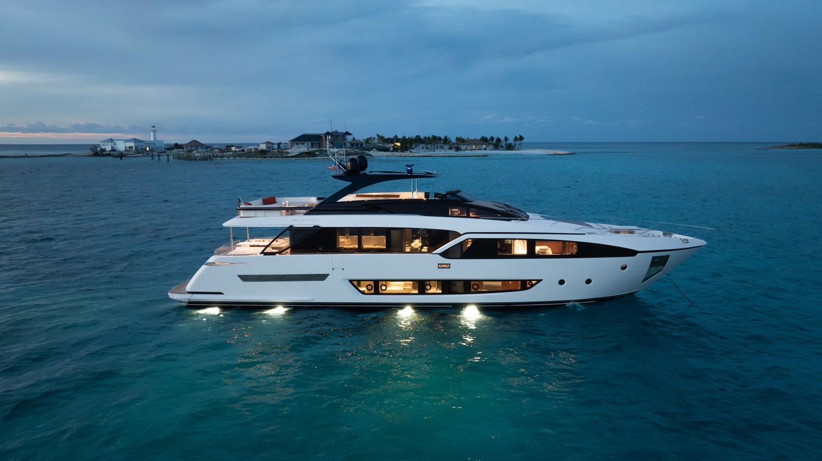 https://arconyachts.ams3.digitaloceanspaces.com/79626/conversions/large_4729008-optimize.jpg