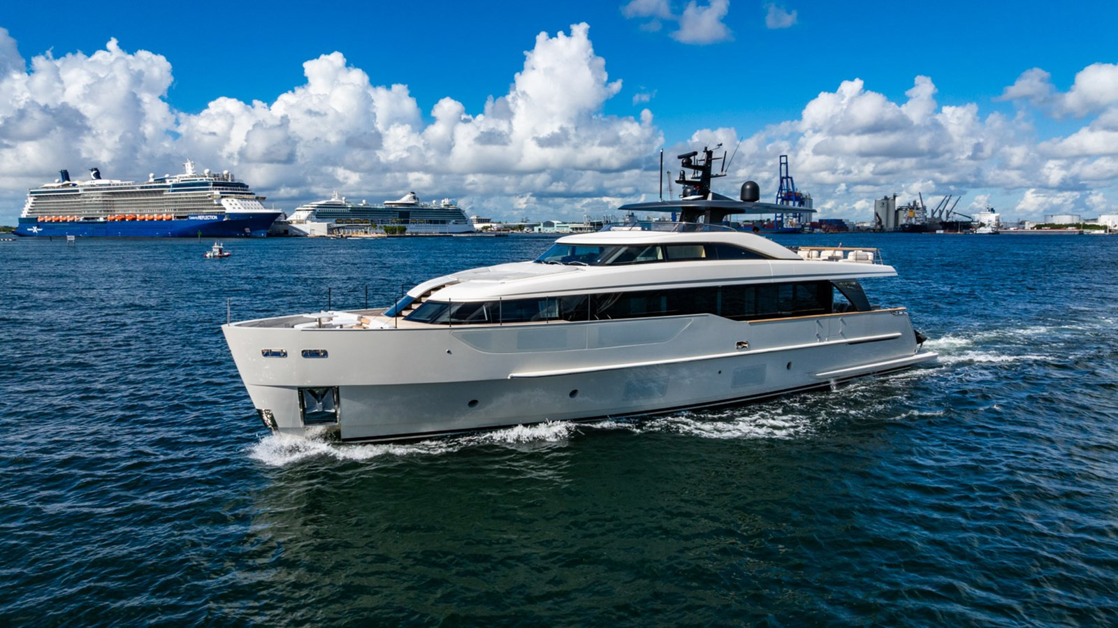https://arconyachts.ams3.digitaloceanspaces.com/79650/conversions/large_4739795-optimize.jpg