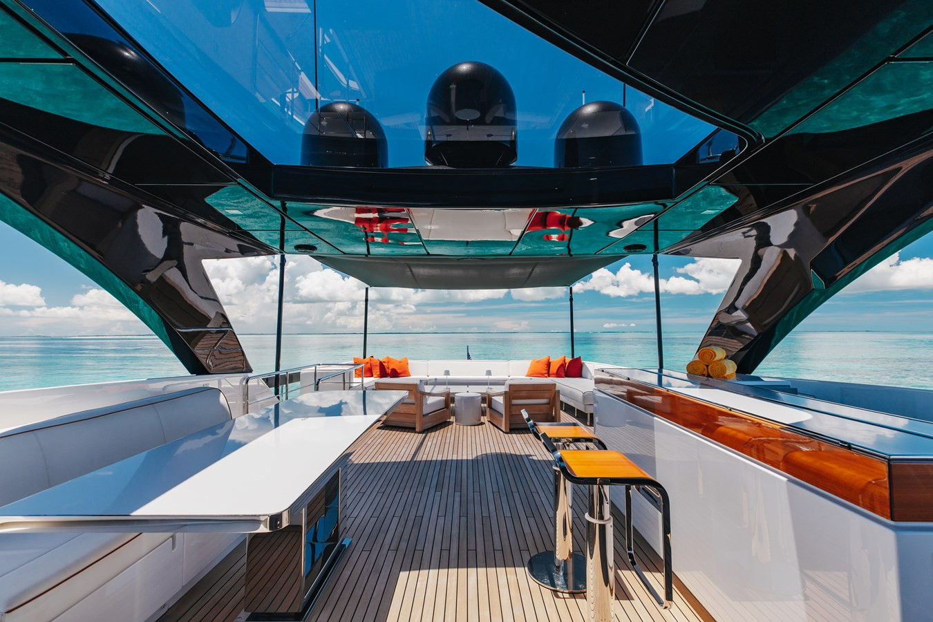 https://arconyachts.ams3.digitaloceanspaces.com/79731/conversions/large_4728962-optimize.jpg
