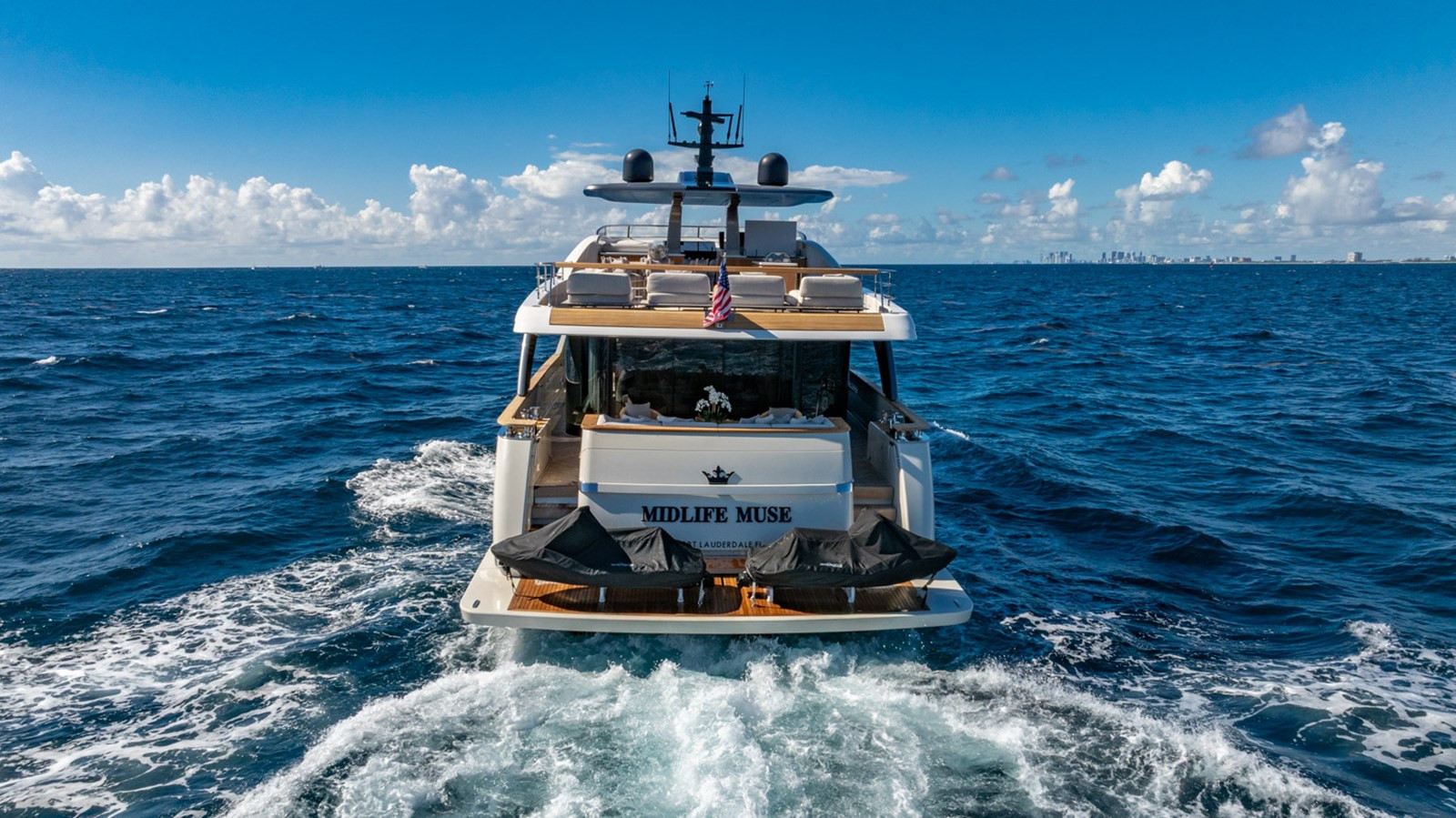 https://arconyachts.ams3.digitaloceanspaces.com/79749/conversions/large_4739826-optimize.jpg
