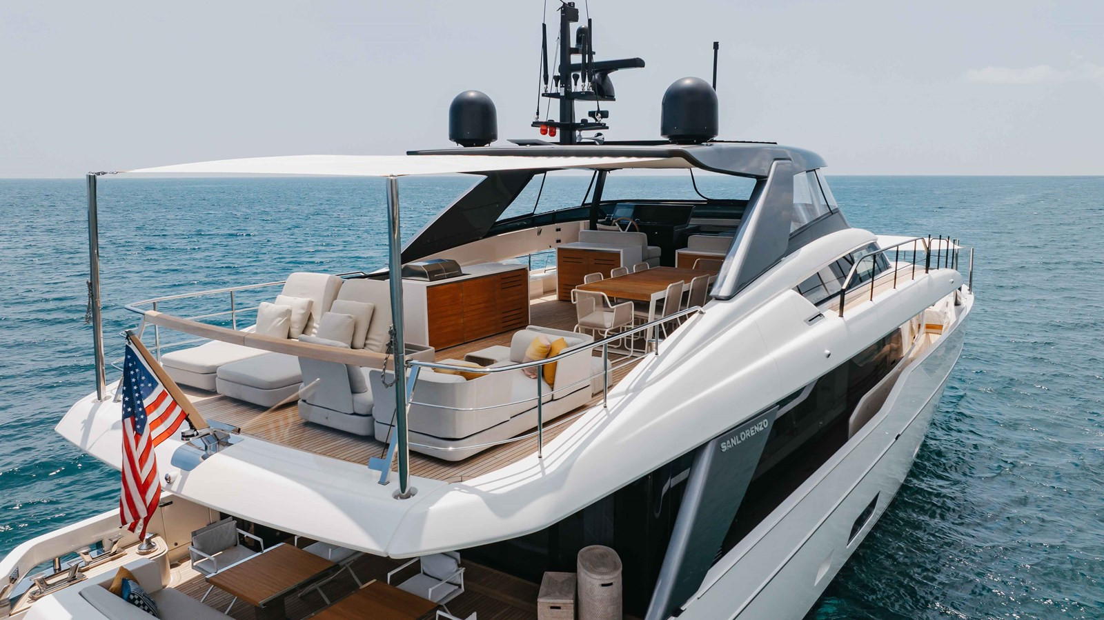 https://arconyachts.ams3.digitaloceanspaces.com/79805/conversions/large_4759519-optimize.jpg