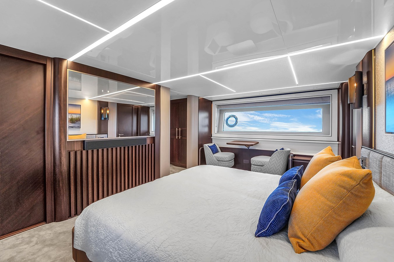 https://arconyachts.ams3.digitaloceanspaces.com/79883/conversions/large_4819261-optimize.jpg