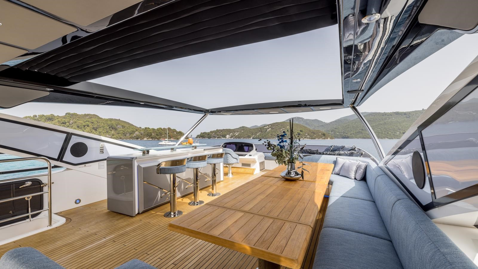 https://arconyachts.ams3.digitaloceanspaces.com/80209/conversions/large_4556962-optimize.jpg