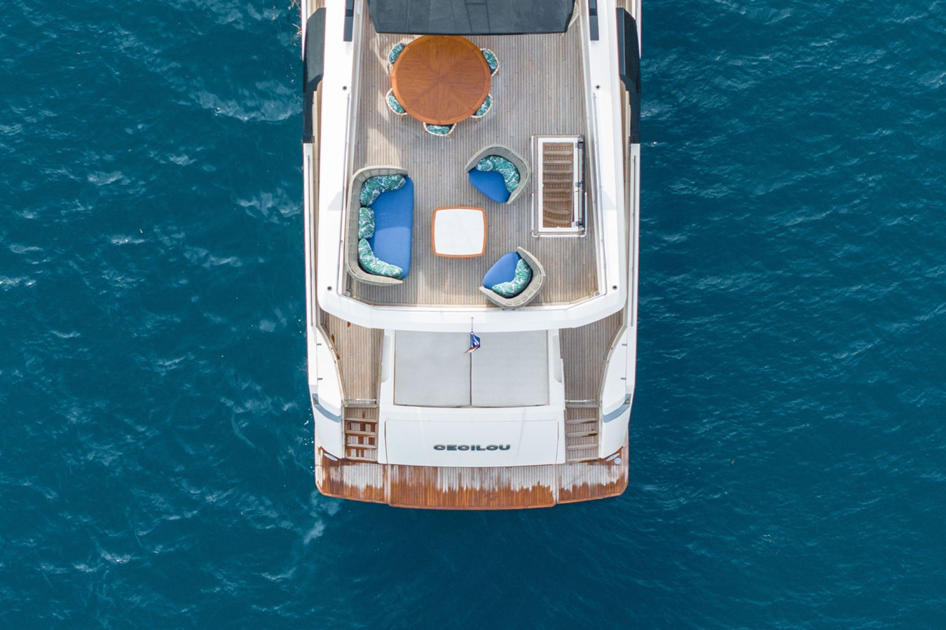 https://arconyachts.ams3.digitaloceanspaces.com/80399/conversions/large_4405543-optimize.jpg