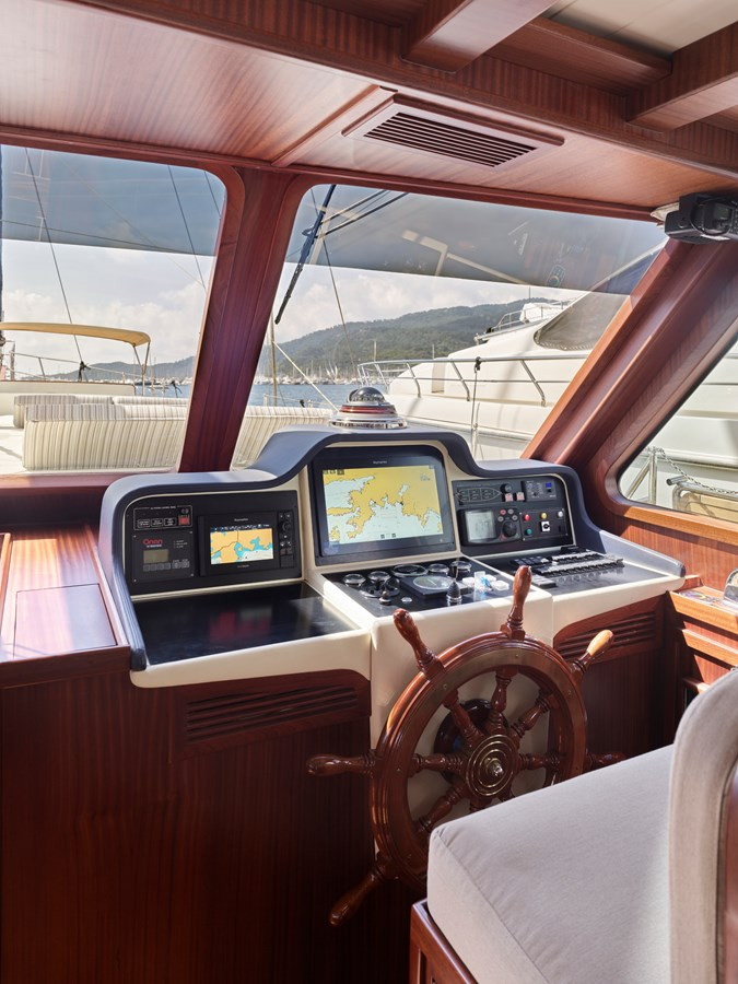 https://arconyachts.ams3.digitaloceanspaces.com/80548/conversions/large_4692260-optimize.jpg