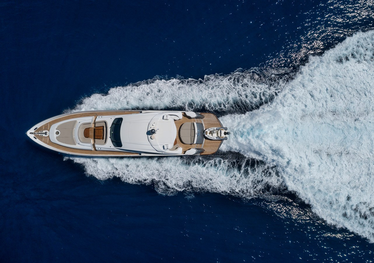 https://arconyachts.ams3.digitaloceanspaces.com/80593/conversions/large_4293294-optimize.jpg