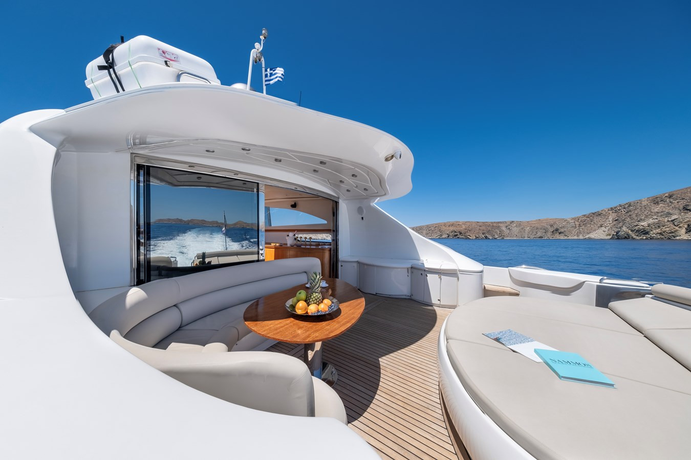 https://arconyachts.ams3.digitaloceanspaces.com/80605/conversions/large_4293331-optimize.jpg