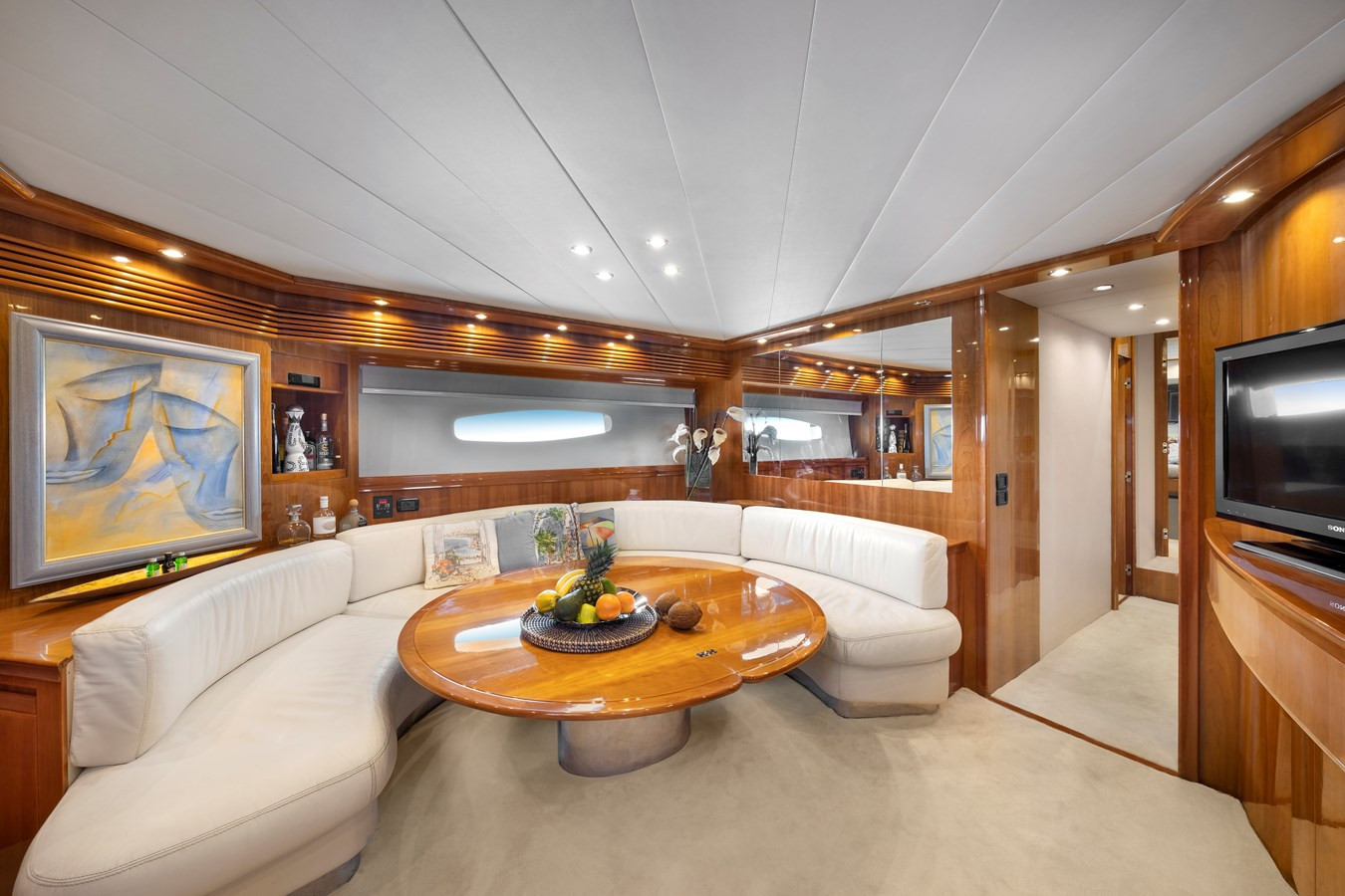https://arconyachts.ams3.digitaloceanspaces.com/80618/conversions/large_4293339-optimize.jpg