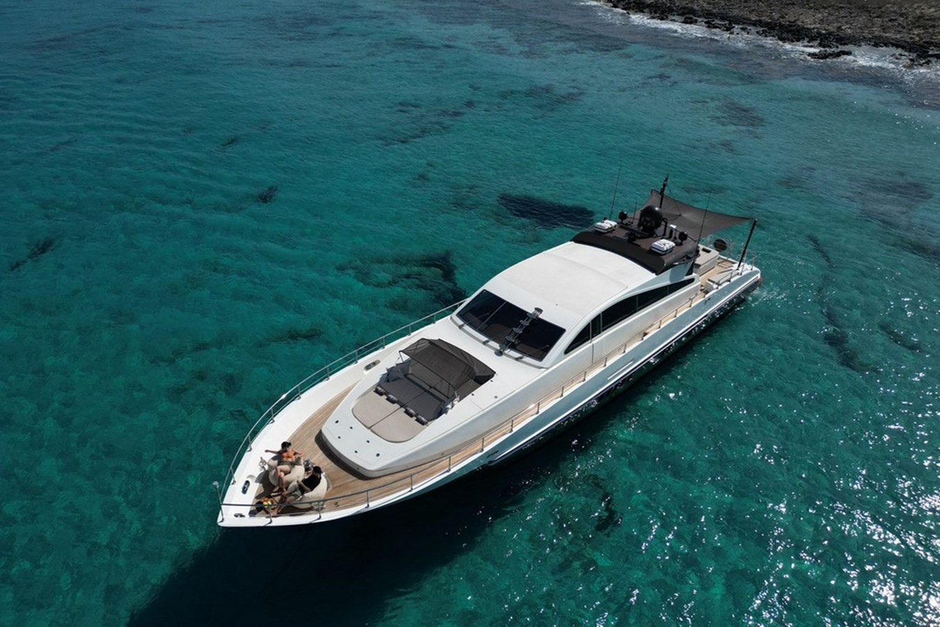 https://arconyachts.ams3.digitaloceanspaces.com/80731/conversions/large_4401699-optimize.jpg