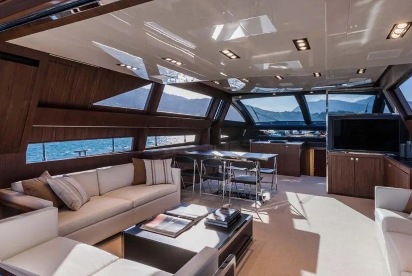 https://arconyachts.ams3.digitaloceanspaces.com/80747/conversions/large_4740927-optimize.jpg