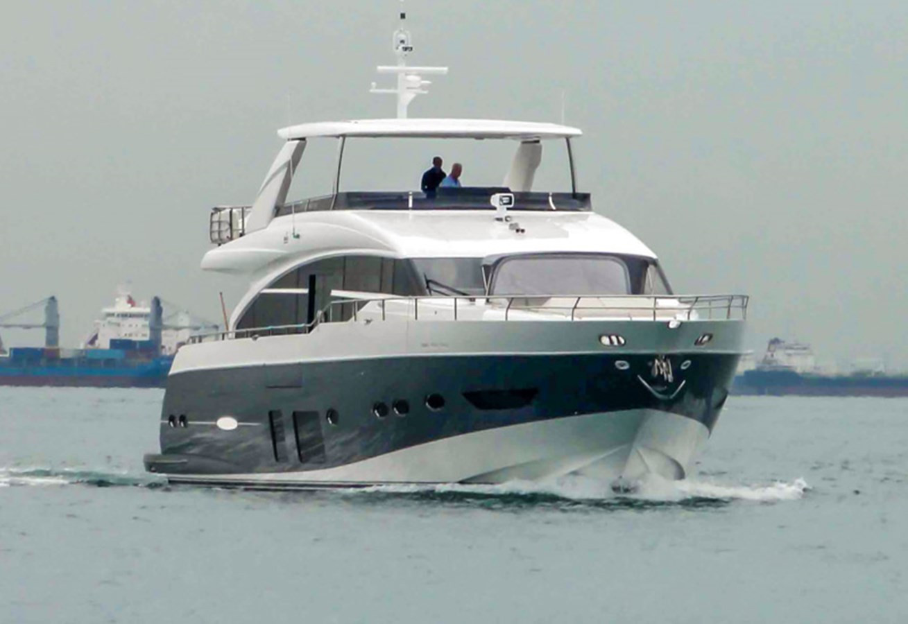 https://arconyachts.ams3.digitaloceanspaces.com/80755/conversions/large_2907744-optimize.jpg