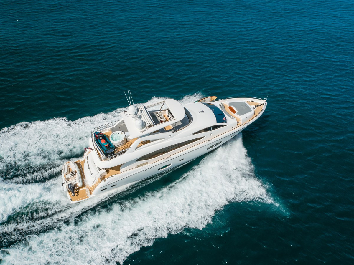 https://arconyachts.ams3.digitaloceanspaces.com/80770/conversions/large_4255117-optimize.jpg