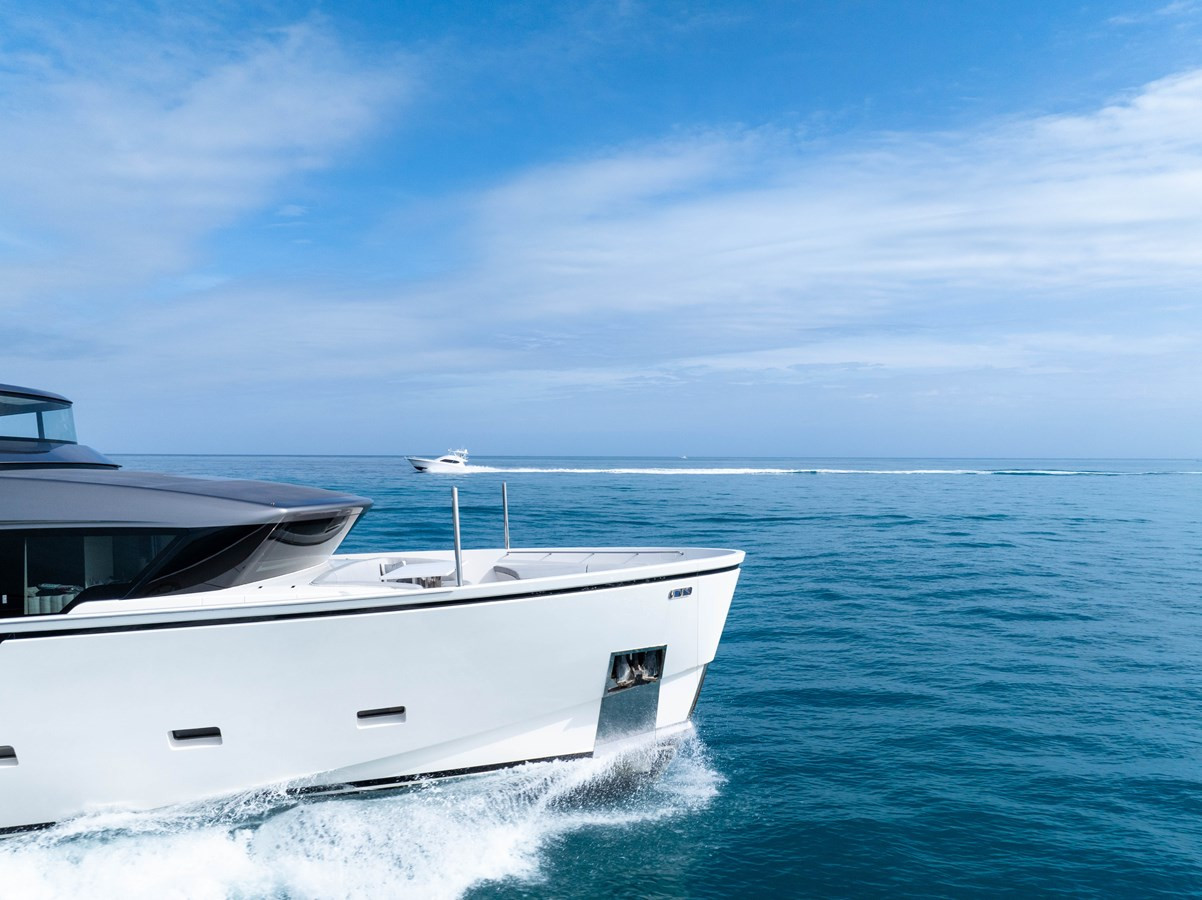 https://arconyachts.ams3.digitaloceanspaces.com/80819/conversions/large_4823093-optimize.jpg