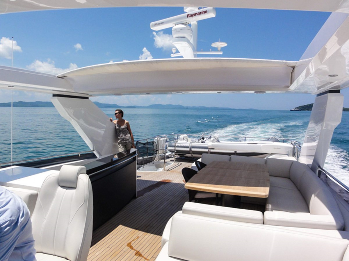 https://arconyachts.ams3.digitaloceanspaces.com/80901/conversions/large_2907796-optimize.jpg