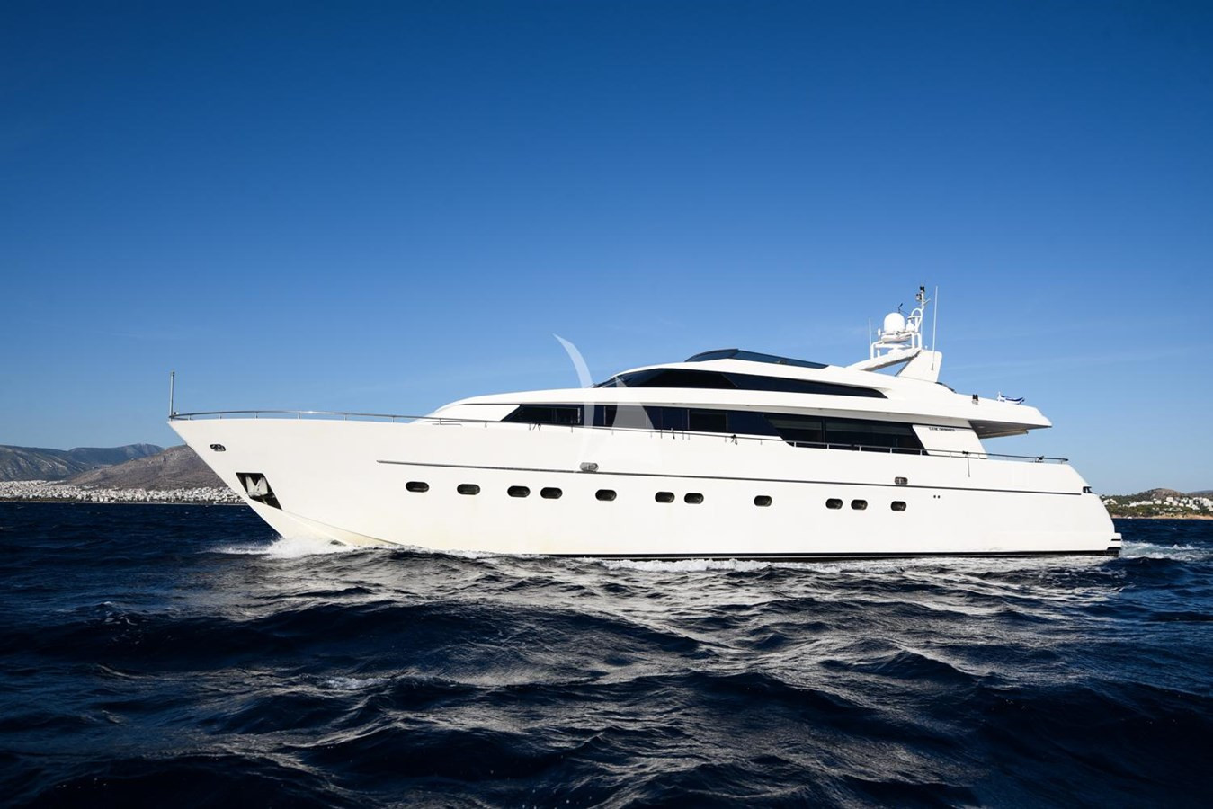 https://arconyachts.ams3.digitaloceanspaces.com/80971/conversions/large_4140106-optimize.jpg