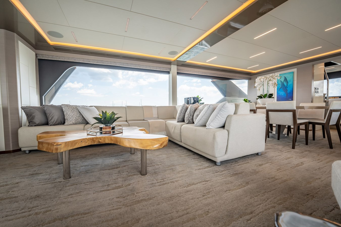 https://arconyachts.ams3.digitaloceanspaces.com/81251/conversions/large_4771484-optimize.jpg
