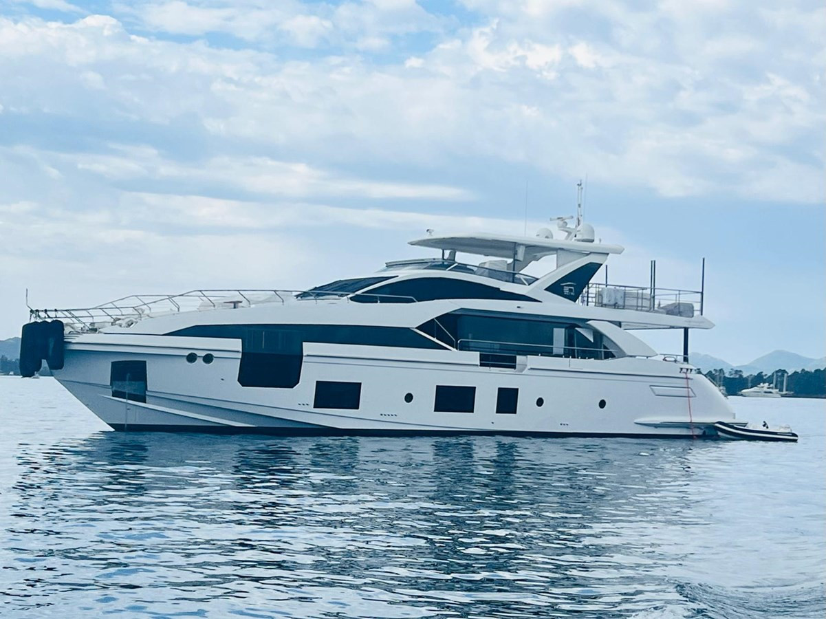 https://arconyachts.ams3.digitaloceanspaces.com/81530/conversions/large_4854110-optimize.jpg