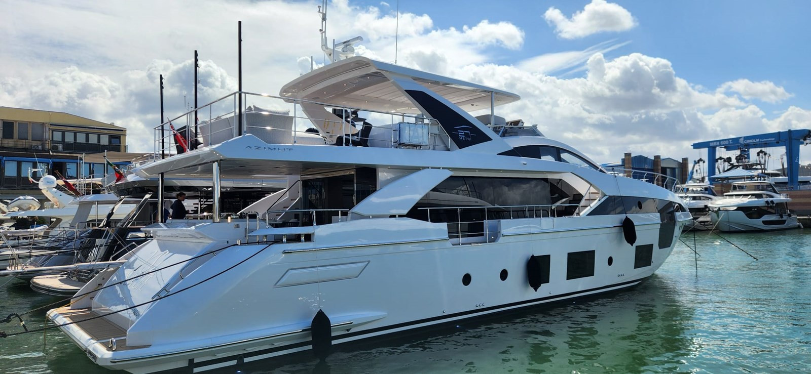 https://arconyachts.ams3.digitaloceanspaces.com/81589/conversions/large_4676660-optimize.jpg