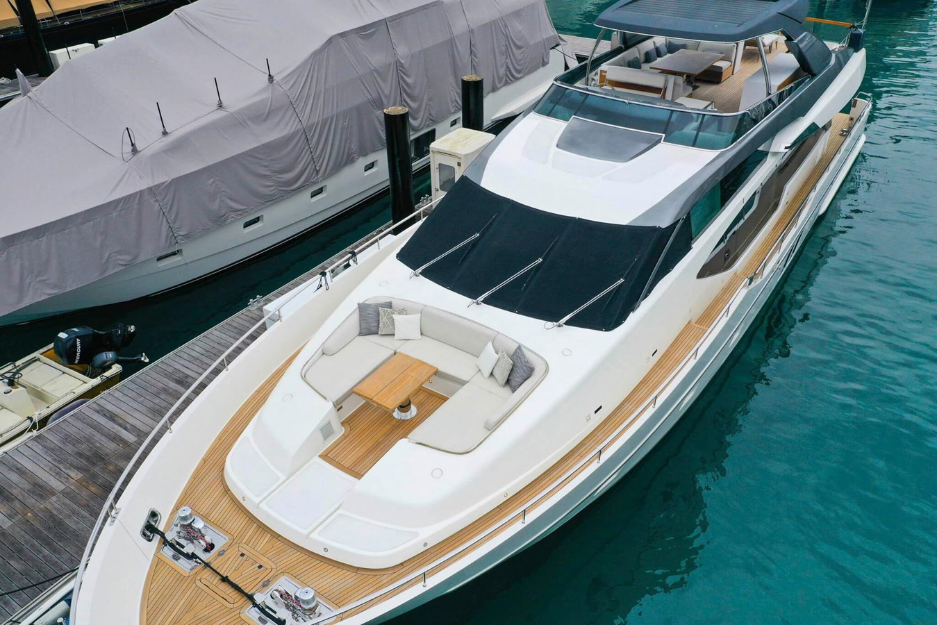 https://arconyachts.ams3.digitaloceanspaces.com/81790/conversions/large_4708419-optimize.jpg