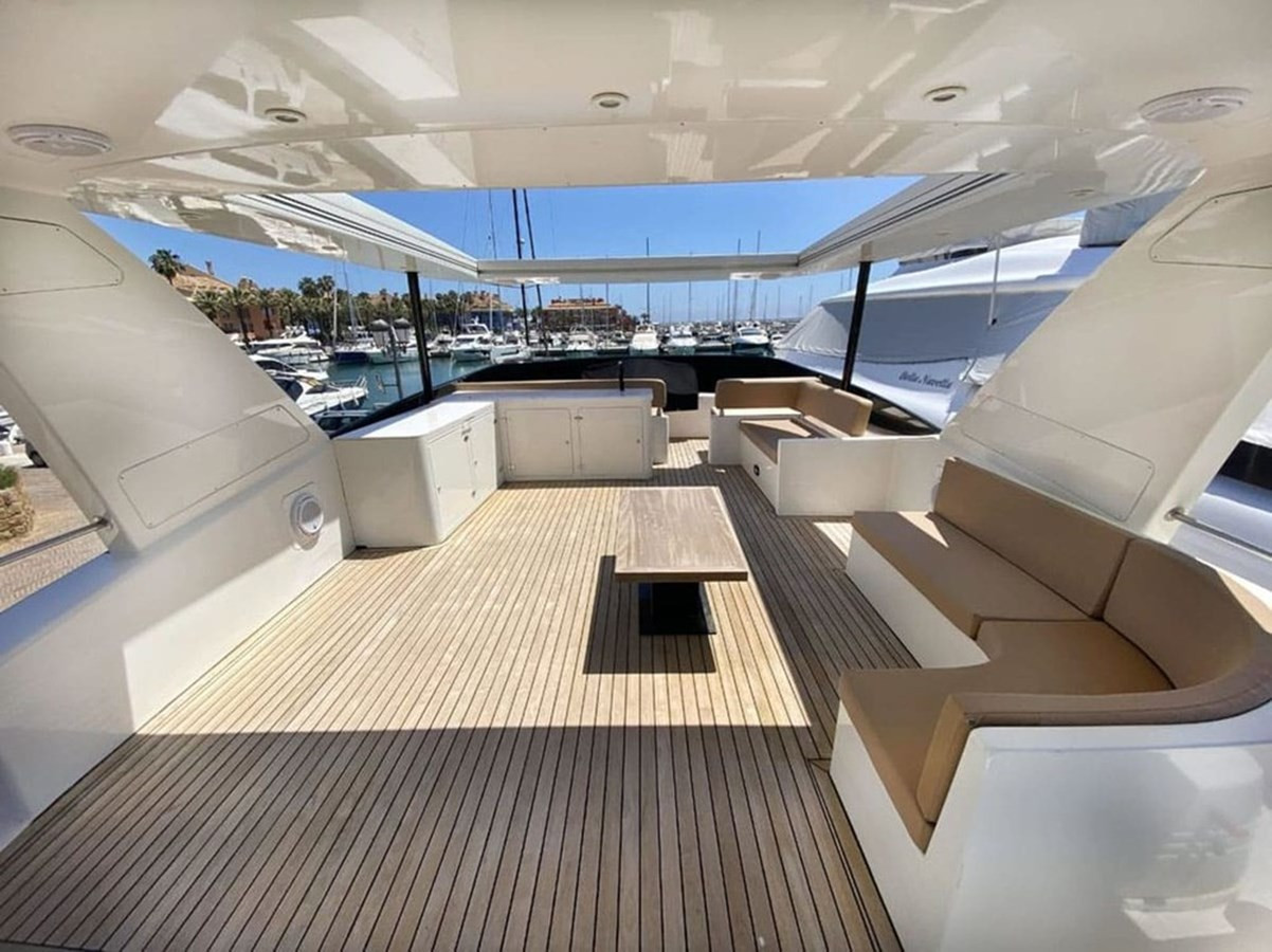 https://arconyachts.ams3.digitaloceanspaces.com/82005/conversions/large_4510681-optimize.jpg