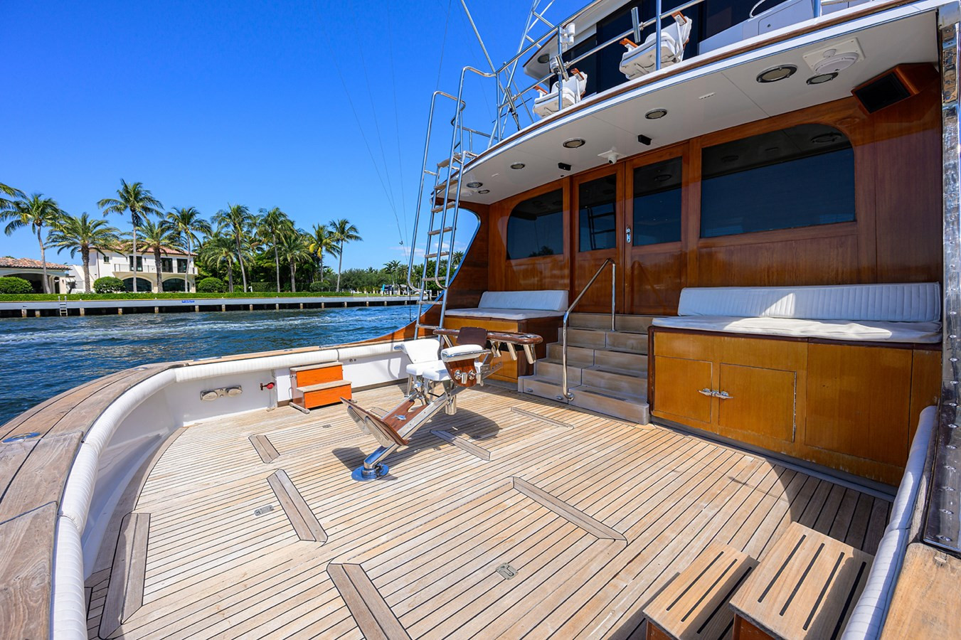 https://arconyachts.ams3.digitaloceanspaces.com/82014/conversions/large_4757435-optimize.jpg