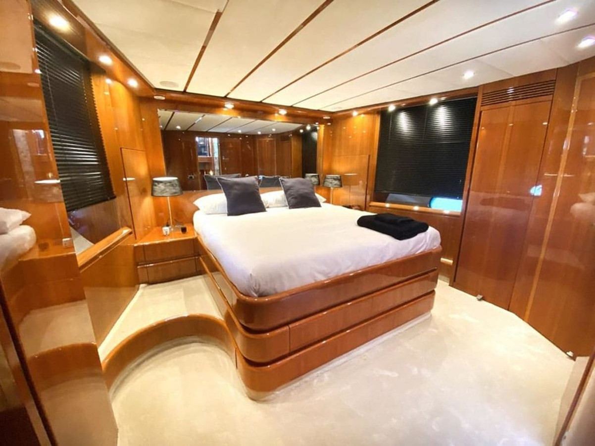 https://arconyachts.ams3.digitaloceanspaces.com/82057/conversions/large_4510699-optimize.jpg