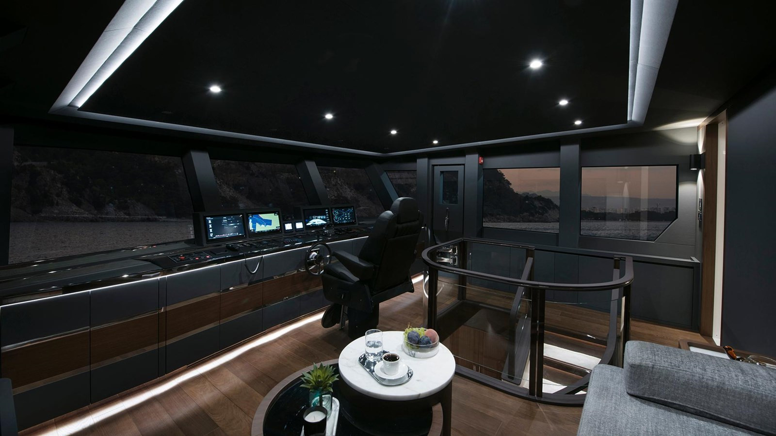 https://arconyachts.ams3.digitaloceanspaces.com/82108/conversions/large_4104280-optimize.jpg
