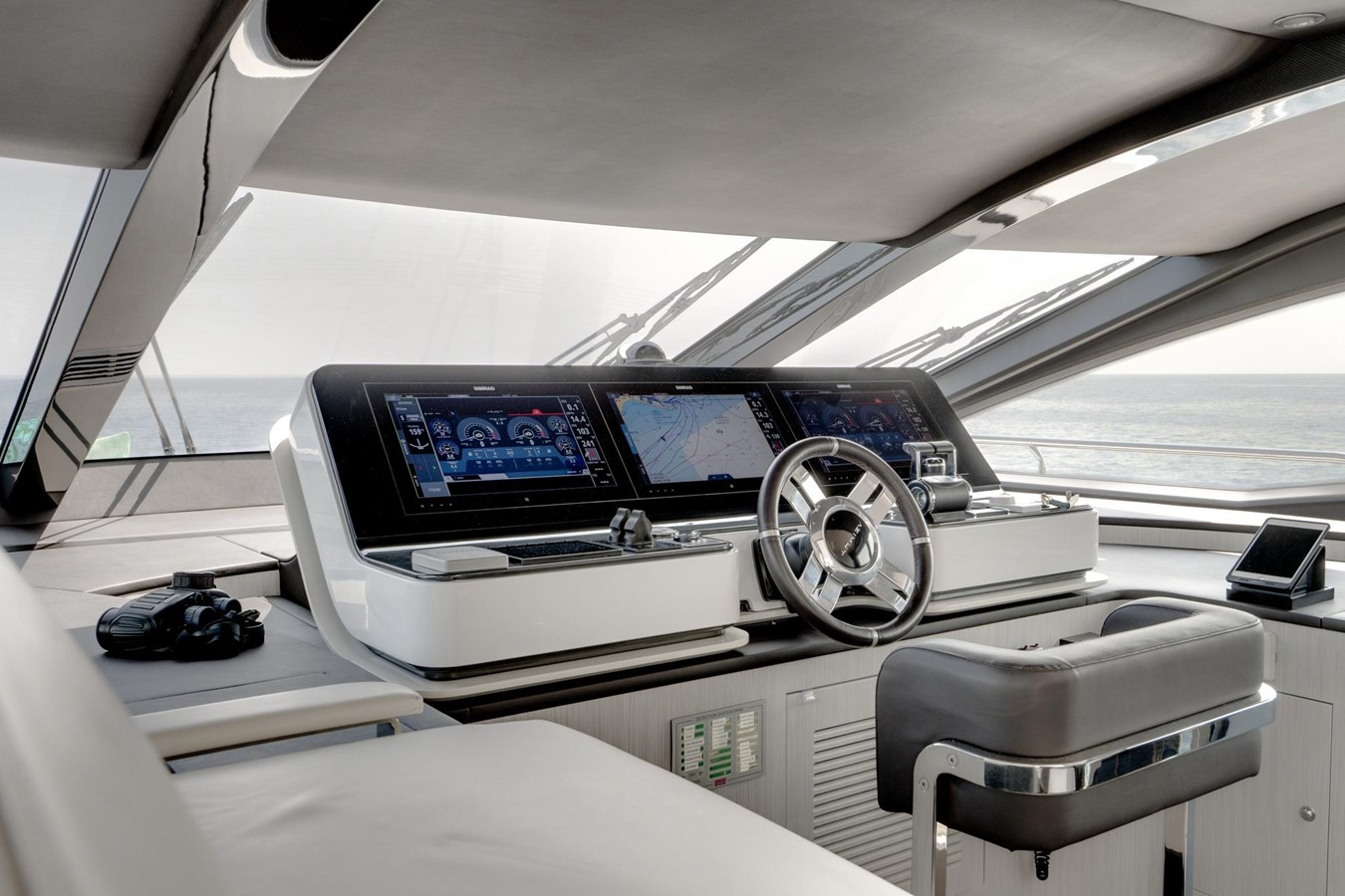 https://arconyachts.ams3.digitaloceanspaces.com/82288/conversions/large_4703031-optimize.jpg