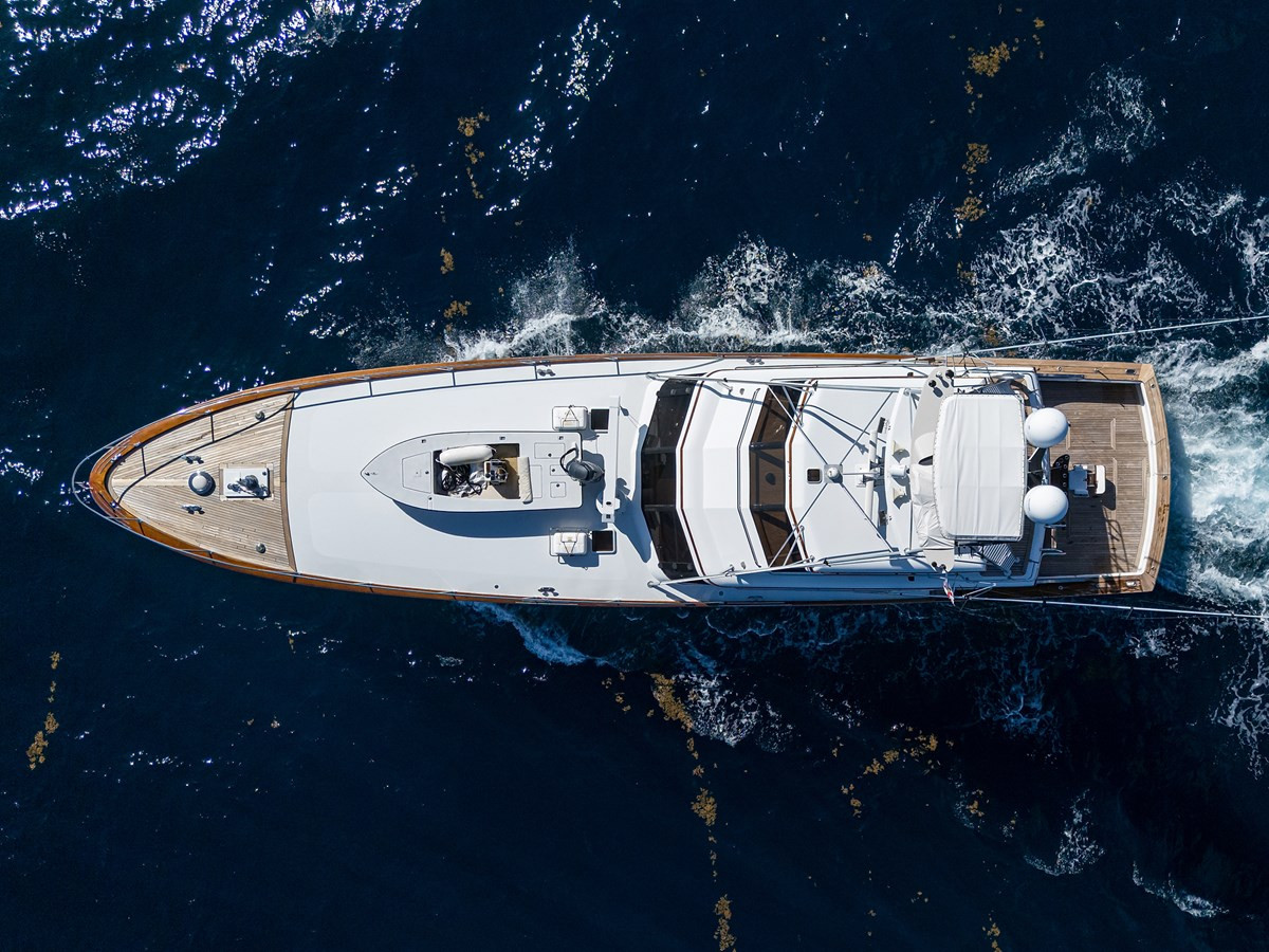 https://arconyachts.ams3.digitaloceanspaces.com/82357/conversions/large_4632032-optimize.jpg