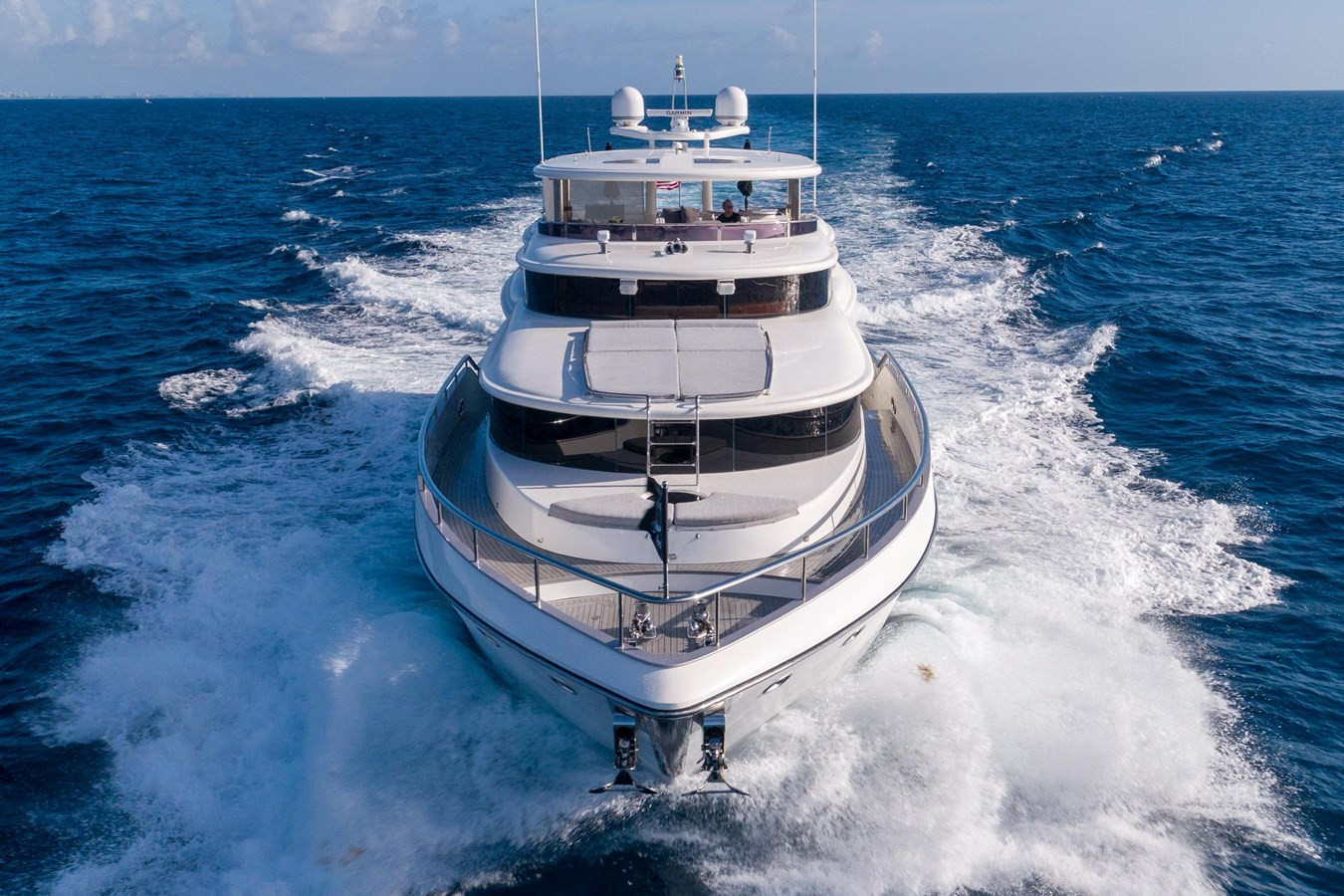 https://arconyachts.ams3.digitaloceanspaces.com/82518/conversions/large_4826226-optimize.jpg