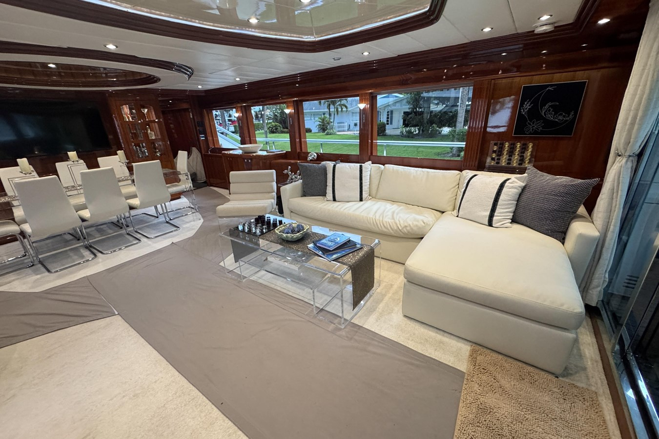 https://arconyachts.ams3.digitaloceanspaces.com/82535/conversions/large_4826232-optimize.jpg