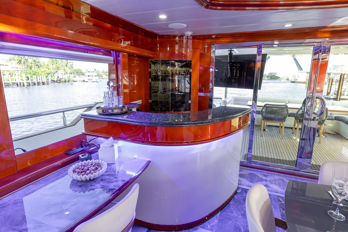 https://arconyachts.ams3.digitaloceanspaces.com/82605/conversions/large_4836746-optimize.jpg