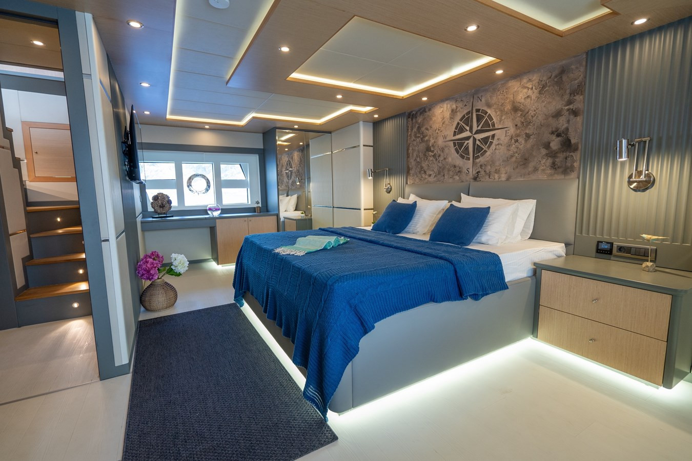 https://arconyachts.ams3.digitaloceanspaces.com/82613/conversions/large_4314412-optimize.jpg