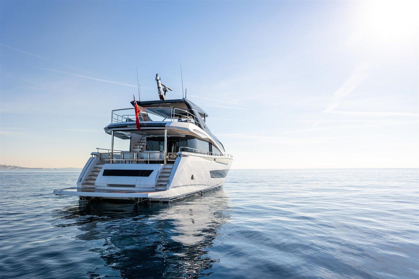 https://arconyachts.ams3.digitaloceanspaces.com/82773/conversions/large_4147230-optimize.jpg