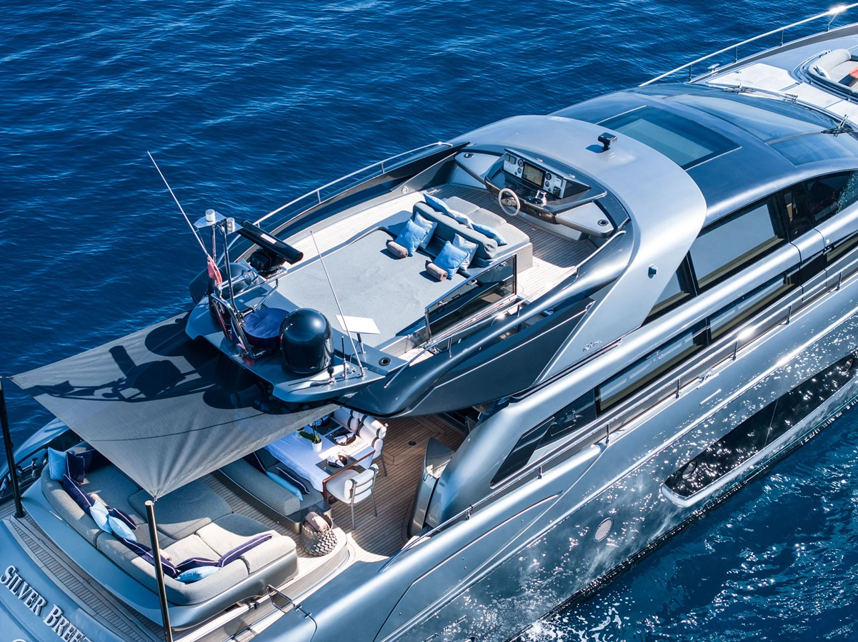https://arconyachts.ams3.digitaloceanspaces.com/82809/conversions/large_4821784-optimize.jpg