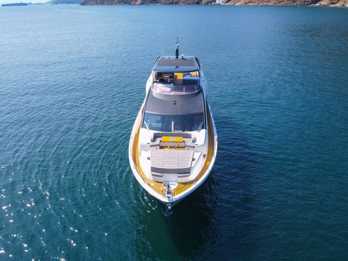 https://arconyachts.ams3.digitaloceanspaces.com/82867/conversions/large_4700874-optimize.jpg