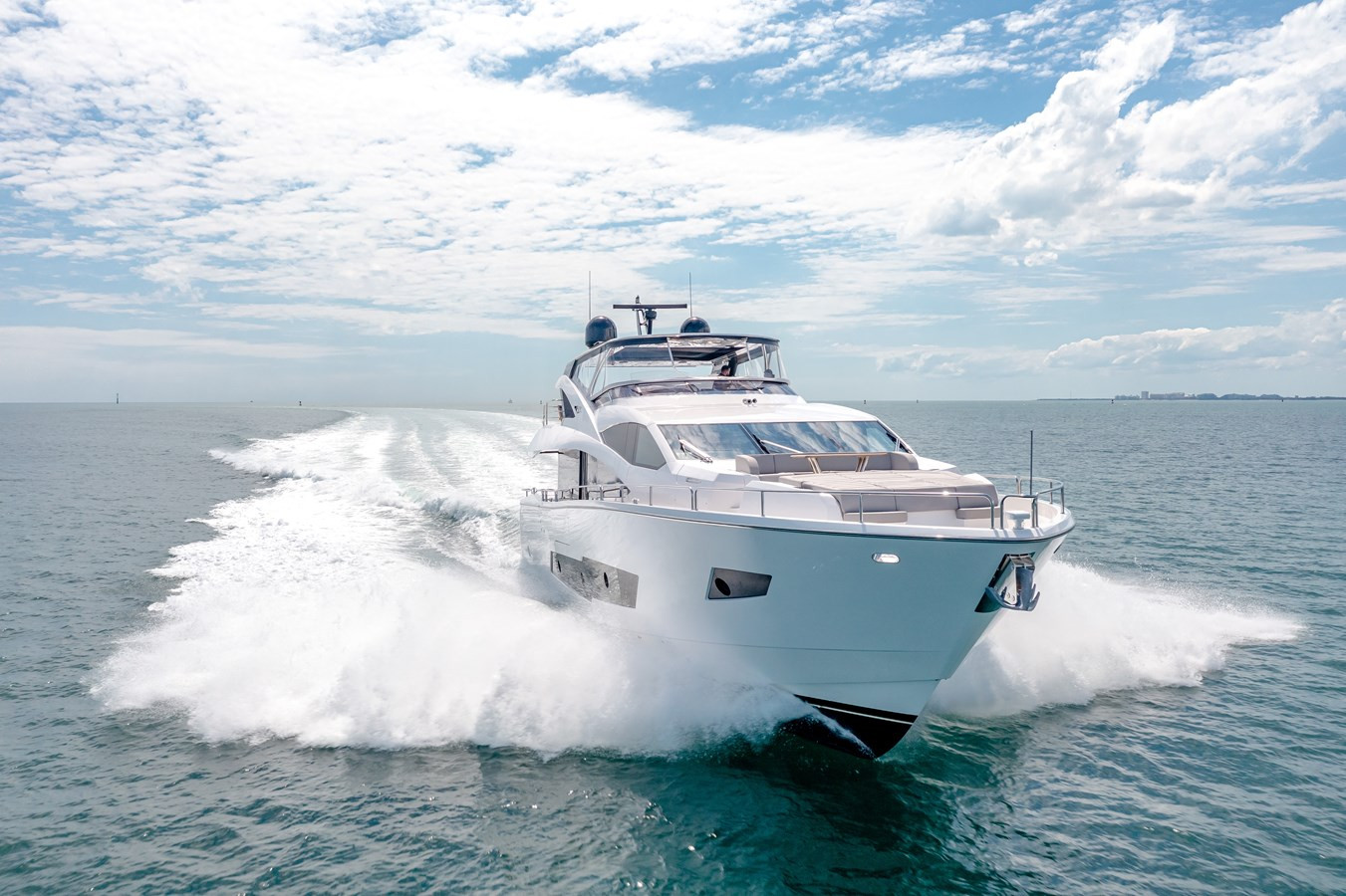 https://arconyachts.ams3.digitaloceanspaces.com/82936/conversions/large_3629179-optimize.jpg