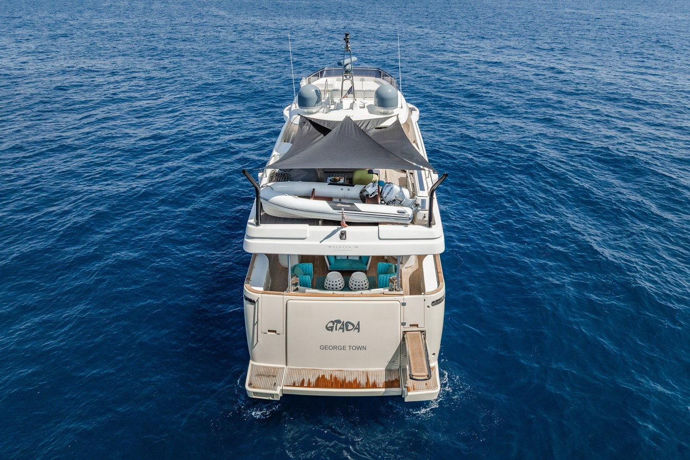 https://arconyachts.ams3.digitaloceanspaces.com/83061/conversions/large_4766941-optimize.jpg