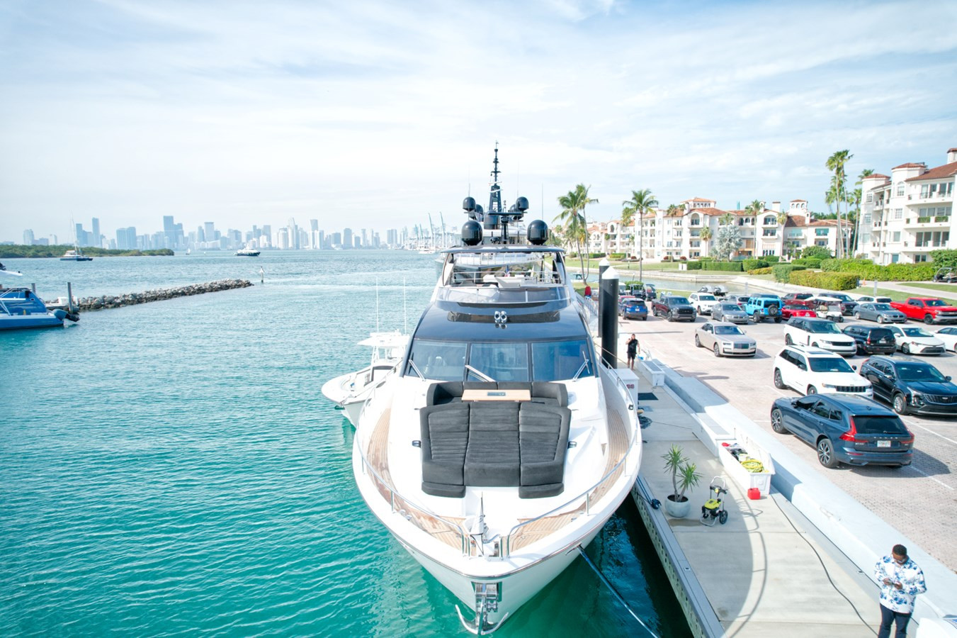 https://arconyachts.ams3.digitaloceanspaces.com/83214/conversions/large_4024877-optimize.jpg