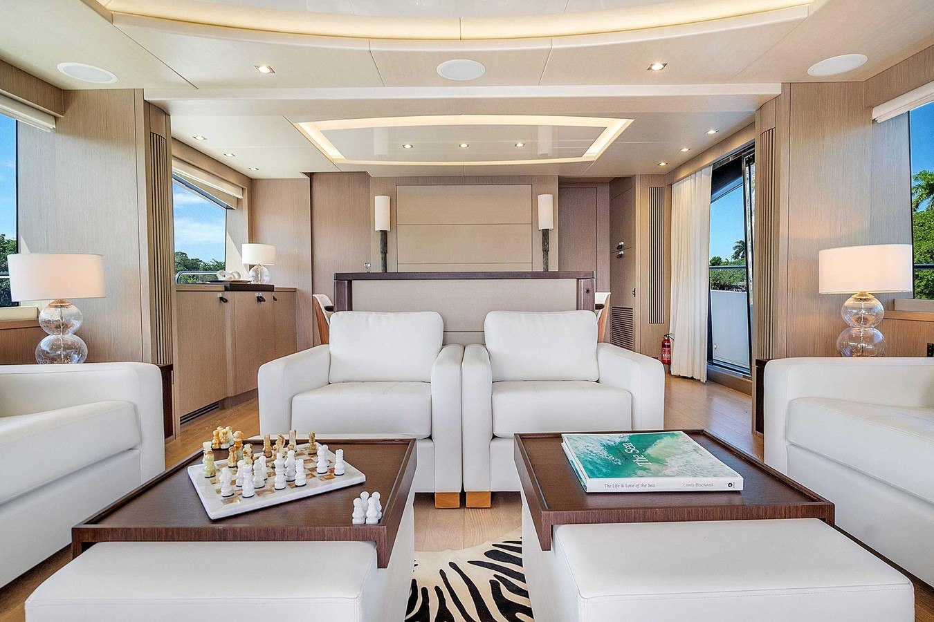 https://arconyachts.ams3.digitaloceanspaces.com/83392/conversions/large_4520912-optimize.jpg