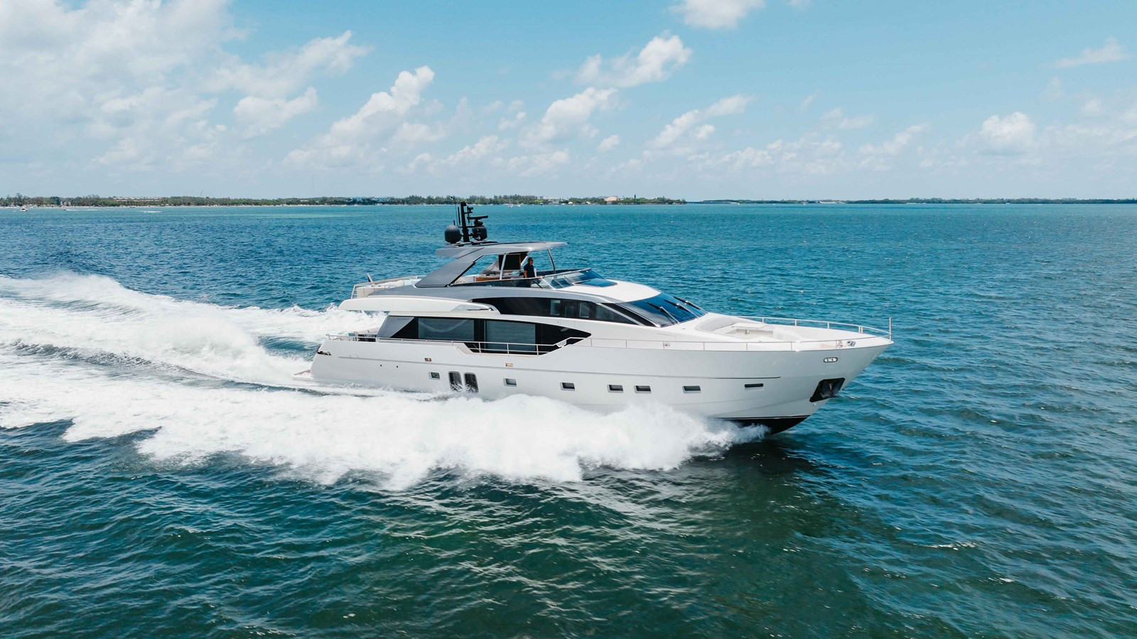 https://arconyachts.ams3.digitaloceanspaces.com/83548/conversions/large_4700371-optimize.jpg