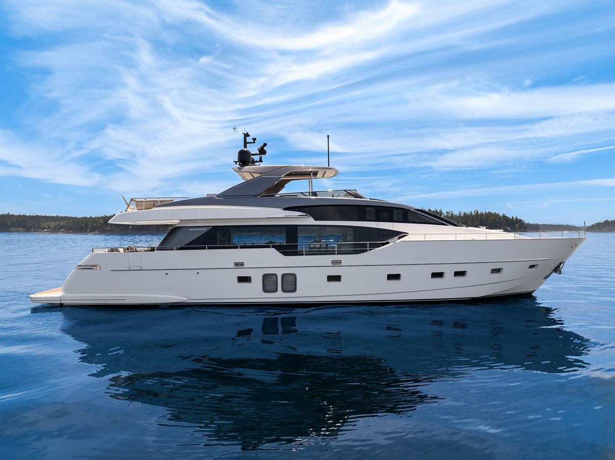 https://arconyachts.ams3.digitaloceanspaces.com/83564/conversions/large_4727614-optimize.jpg